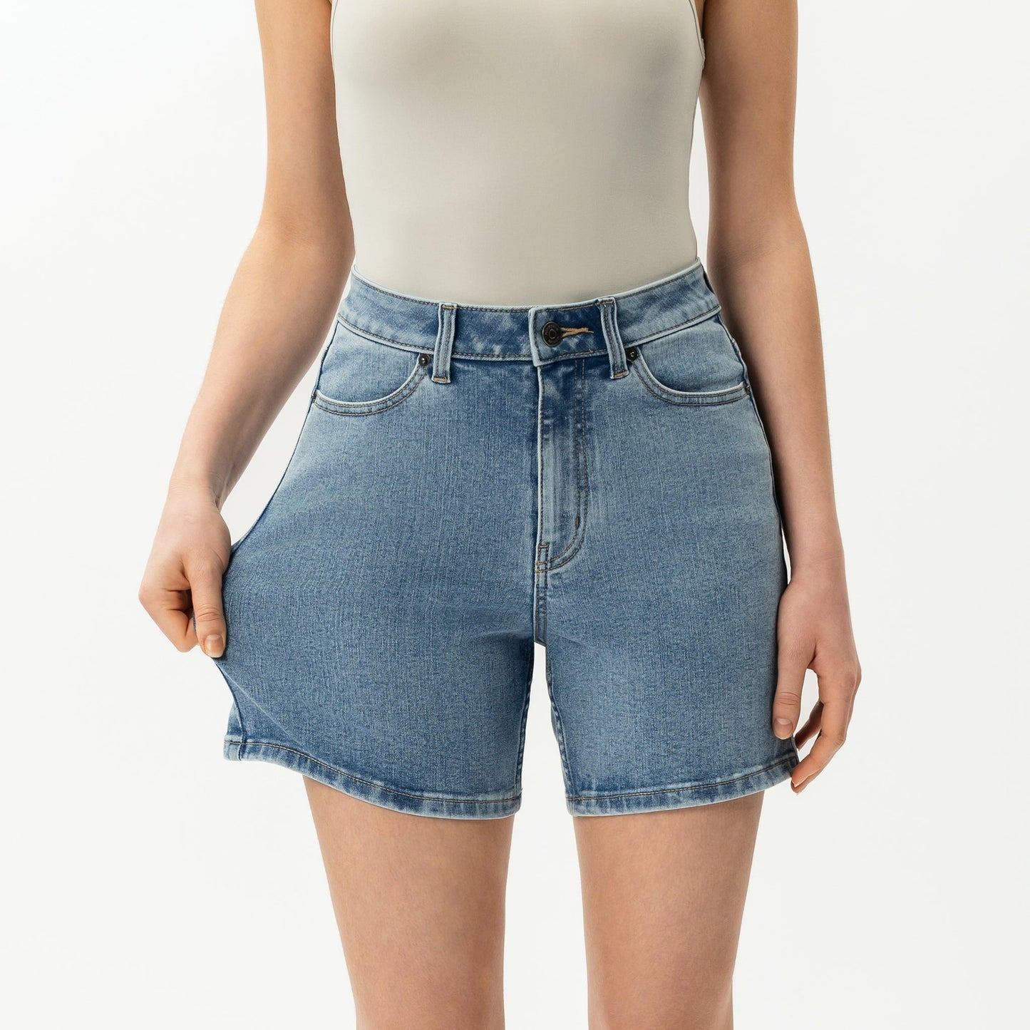 Jada| Stretchy ComfortDenim™ Shorts