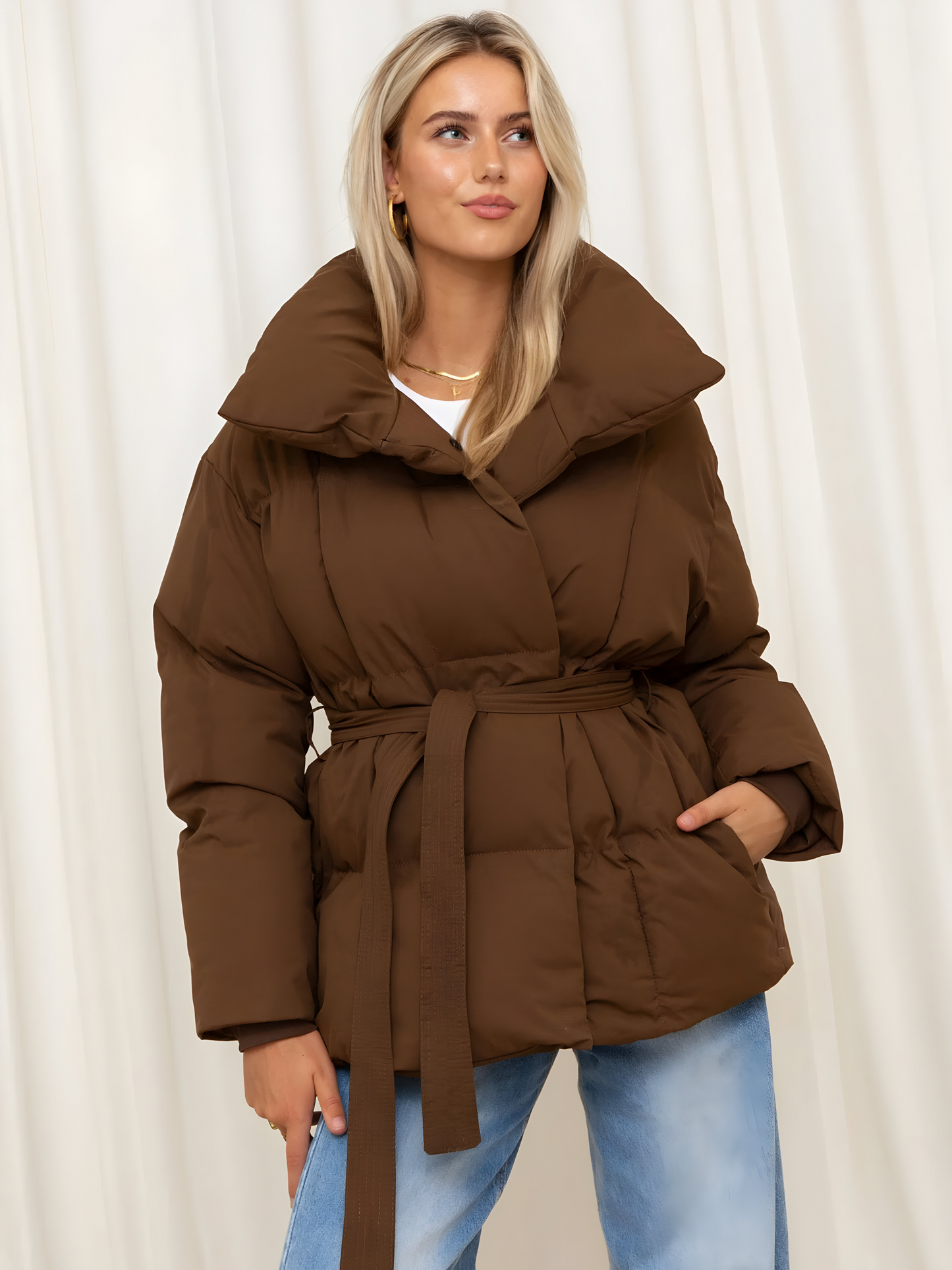 Van GilsenĀ® | Elegante Gewatteerde Jas