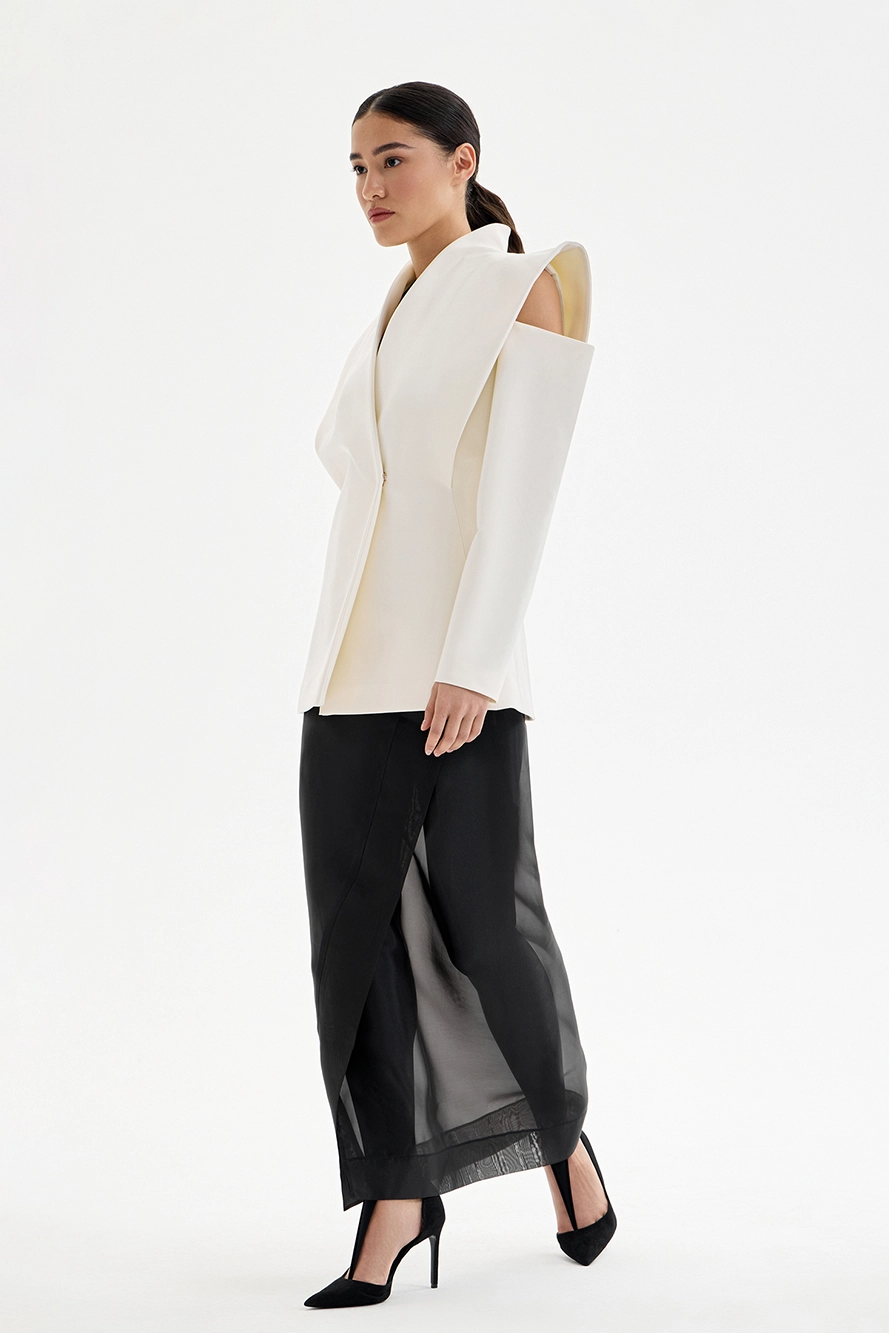 Valeria | Sculpturaal Schouderblazer