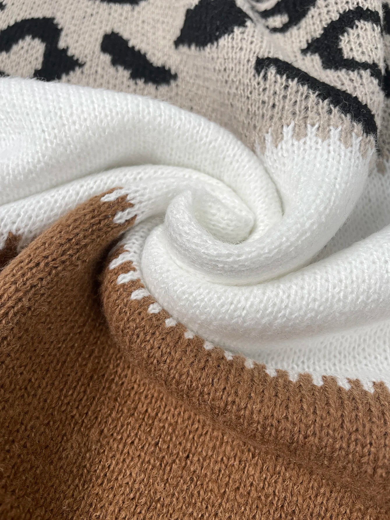 Aisha | Trui Met Luipaardprint