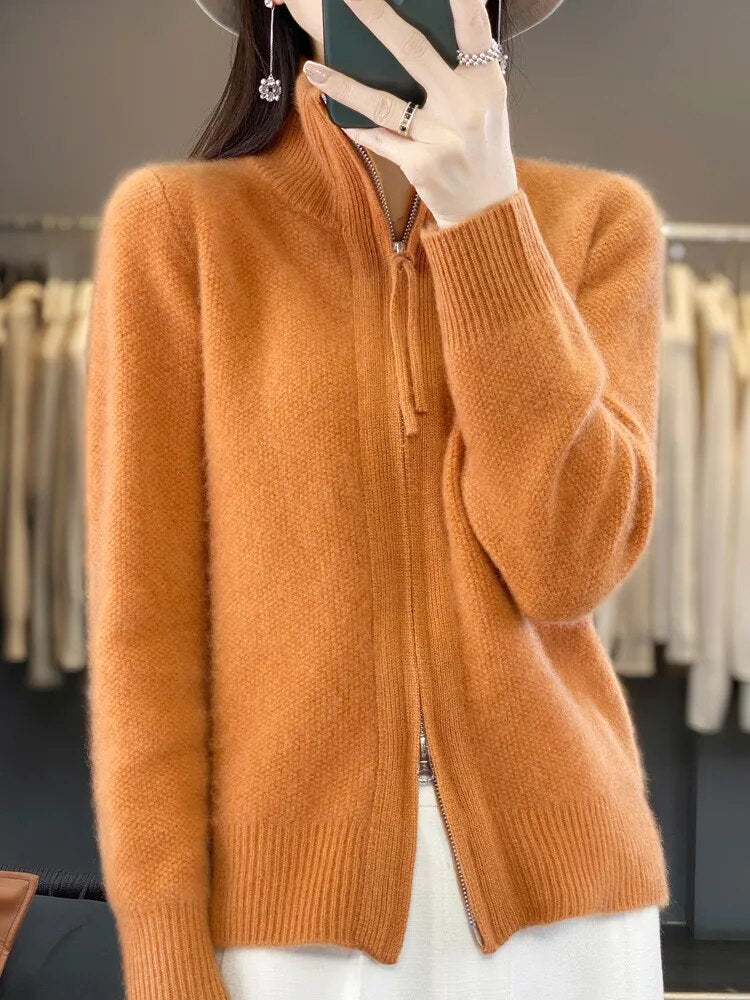 Isa | Cozy Zip-Up Cardigan