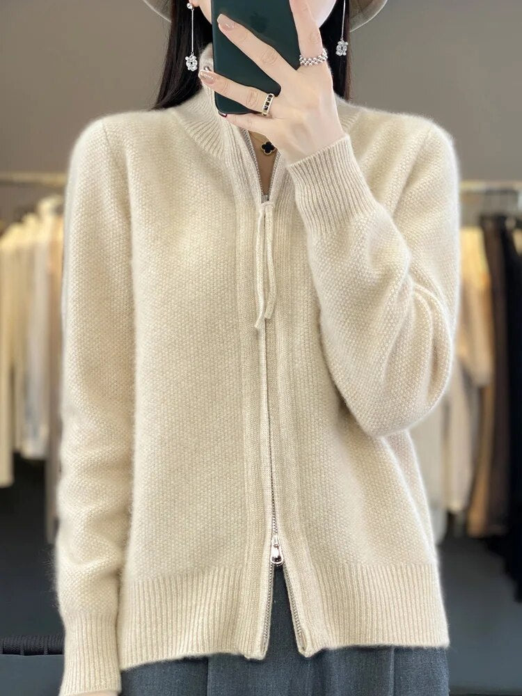 Isa | Cozy Zip-Up Cardigan