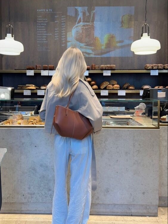 Cindy| Vintage Tote Bag