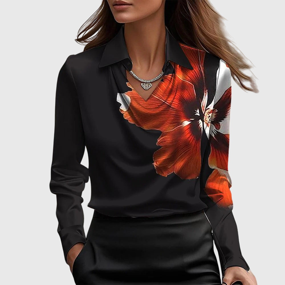 Sylvie | Satijnen Blouse met luxe glans en plooihals