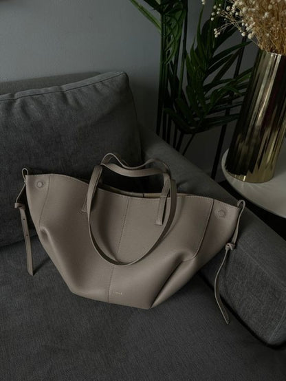 Cindy| Vintage Tote Bag